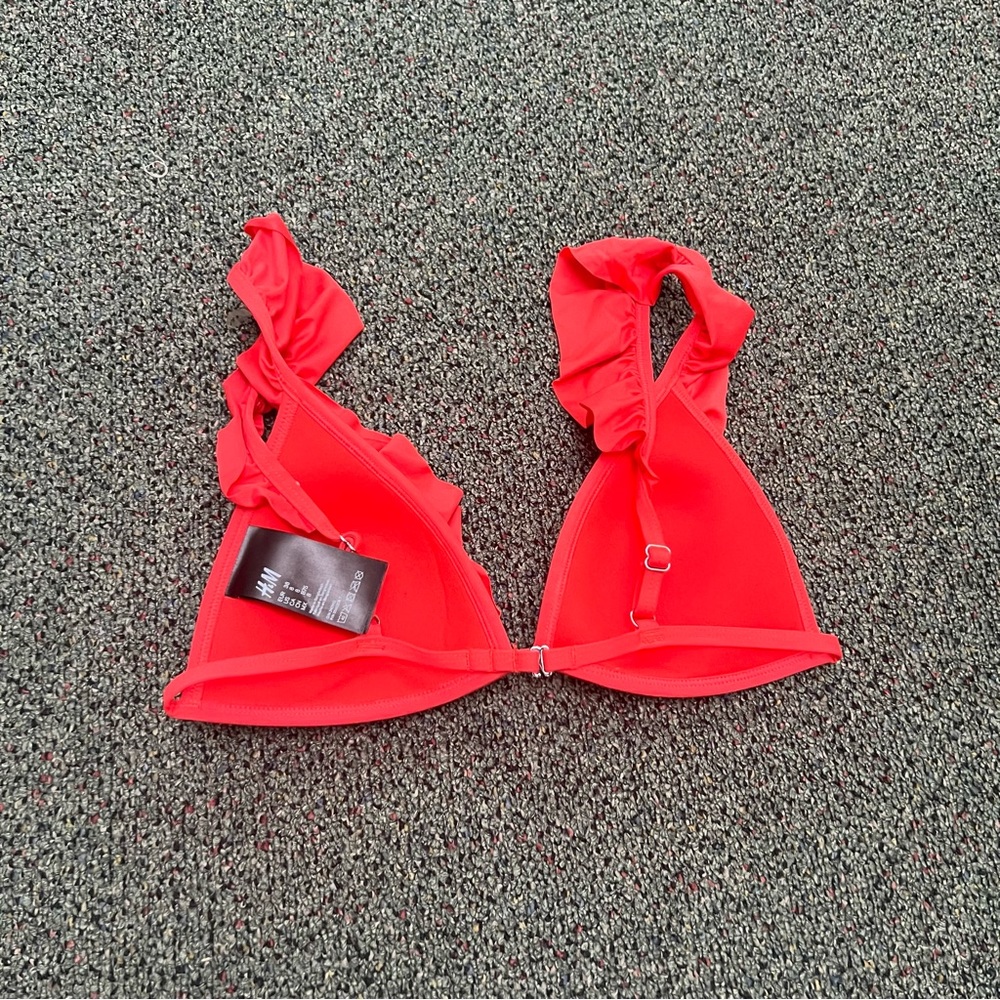 H&M Red Ruffle Shoulder Triangle Bikini Top Casual Flirty Swimwear Bathing Suit - Picture 11 of 12
